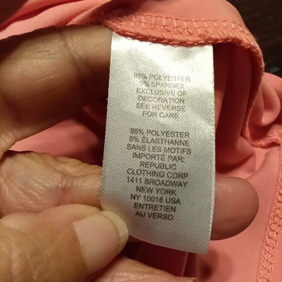 Elie Tahari Women's Medium Peachy Orange Long Sleeve 1/4 Button Blouse - Picture 5 of 7